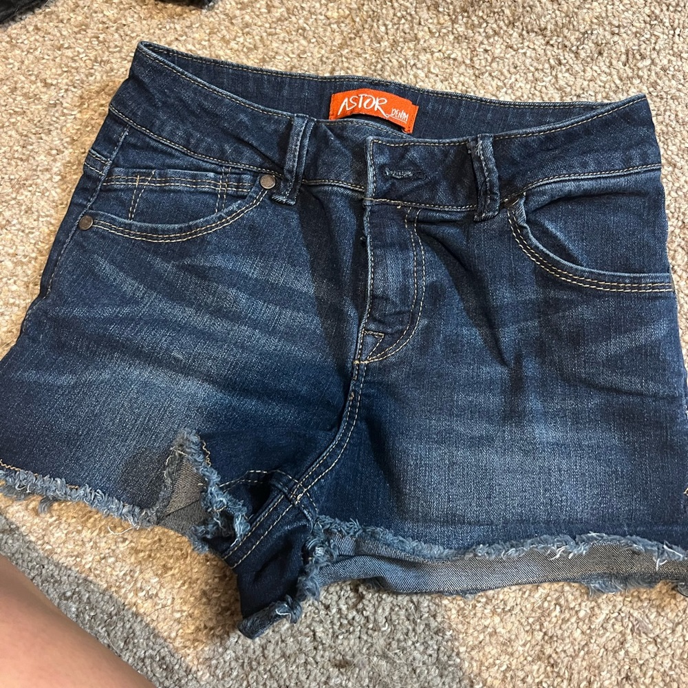 Women’s jean shorts